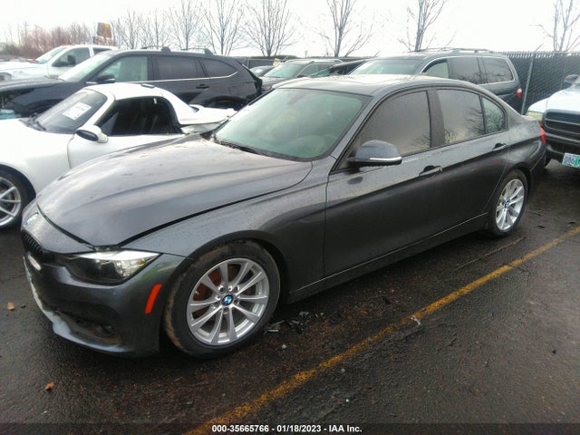 BMW 3 Series 320i Xdrive 2016 WBA8A3C55GK689554 Image 2