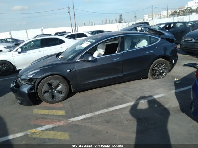 Tesla Model 3 Range Battery 2018 5YJ3E1EA6JF052810 Image 2
