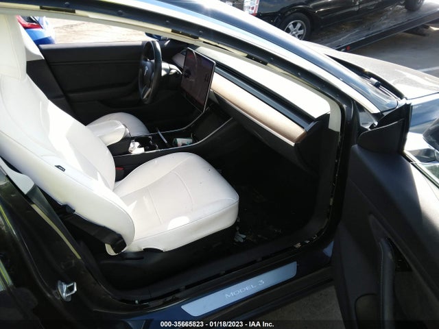 Tesla Model 3 Range Battery 2018 5YJ3E1EA6JF052810 Image 5