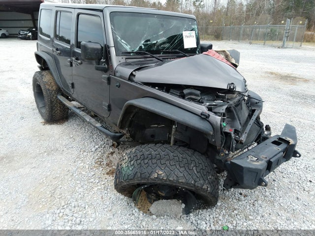 2017 Jeep Wrangler, VIN: 1C4BJWDG2HL577400