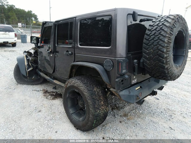 2017 Jeep Wrangler, VIN: 1C4BJWDG2HL577400