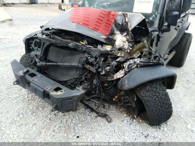 2017 Jeep Wrangler, VIN: 1C4BJWDG2HL577400