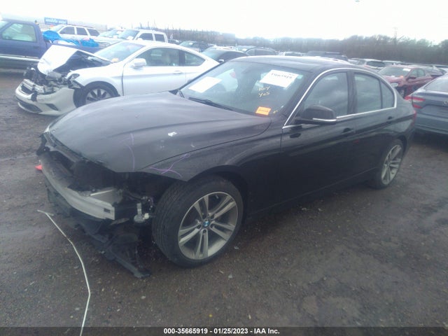 BMW 3 Series 330i 2017 WBA8B9G56HNU49391 Image 2