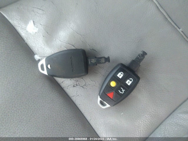 YV1MW382862231288 Volvo V50 2.4l
