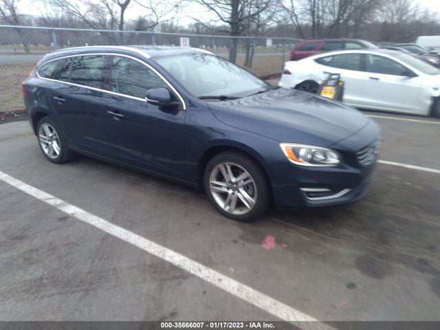 2015 Volvo V60, VIN: YV140MEK1F1265154