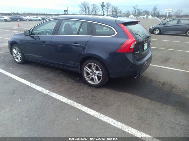 2015 Volvo V60, VIN: YV140MEK1F1265154