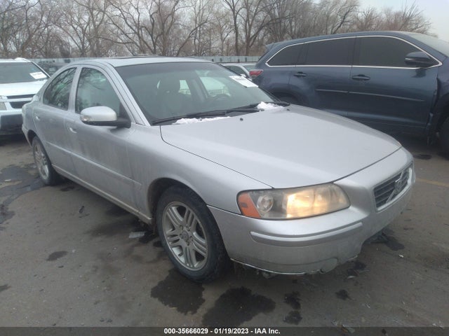 2008 YV1RS592382681526 zdjęcie główne