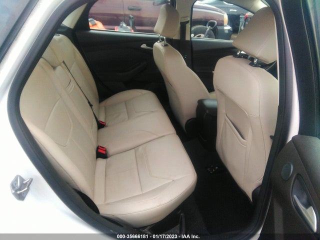 2016 FORD FOCUS TITANIUM VIN: 1FADP3J28GL304898