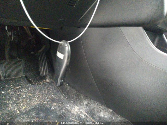 1C4PJLAB5FW760573 Jeep Cherokee Sport