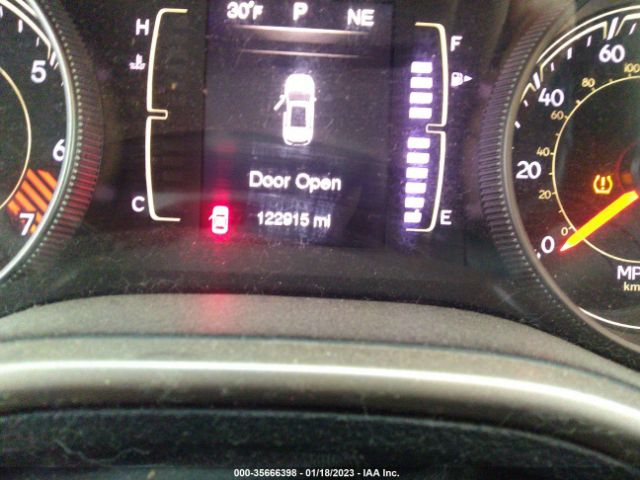 1C4PJLAB5FW760573 Jeep Cherokee Sport