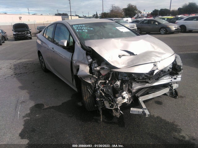 2018 Toyota Prius, VIN: JTDKARFP9J3098654