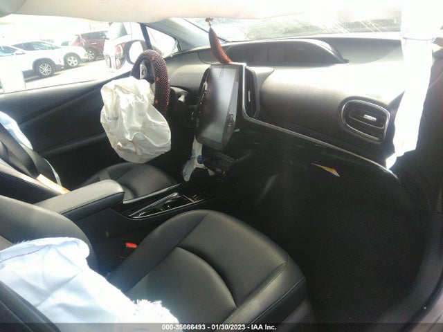 2018 Toyota Prius, VIN: JTDKARFP9J3098654