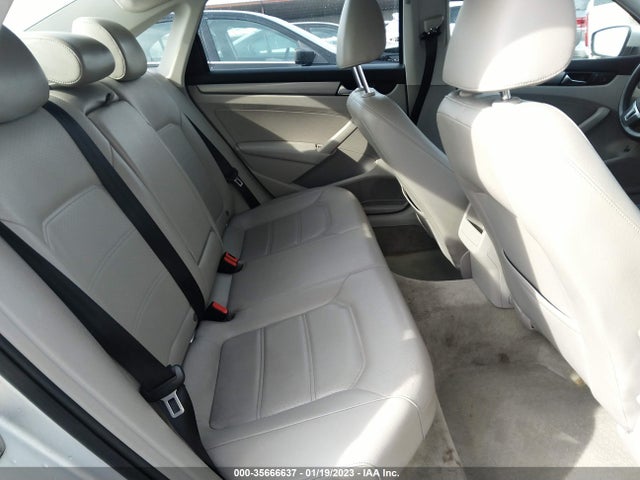 Volkswagen Passat Wolfsburg Ed 2014 1VWAT7A39EC023468 Image 8