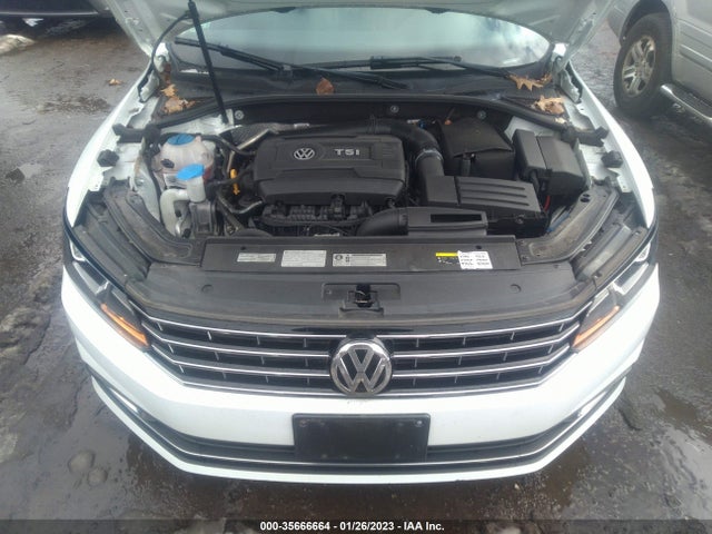 1VWBS7A30GC047572 Volkswagen Passat 1.8t Se W/technology