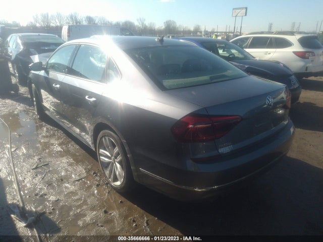 1VWLA7A38KC007322 Volkswagen Passat 2.0t Wolfsburg Edition