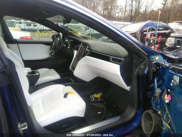 2017 Tesla Model S, VIN: 5YJSA1E25HF197329