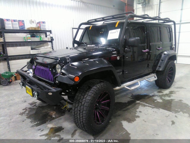 1C4BJWDG0EL108432 Jeep Wrangler Unlimited Sport