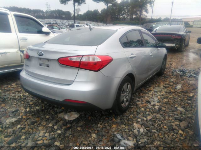 KNAFK4A69G5584357 KIA FORTE LX