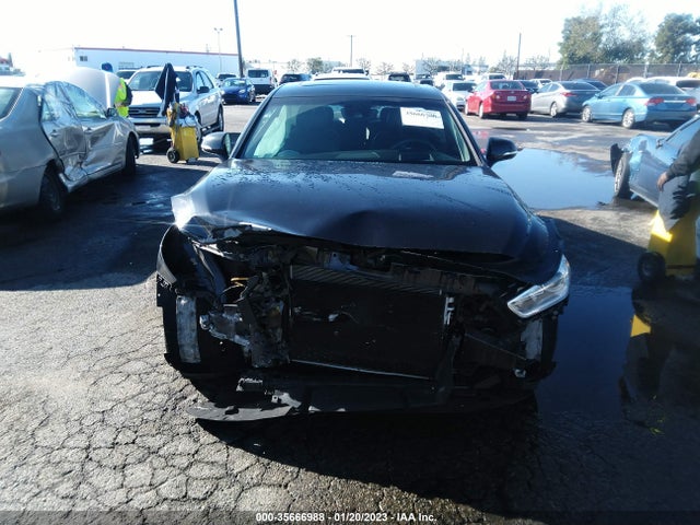 2018 Genesis G90, VIN: KMHG54JH9JU049537