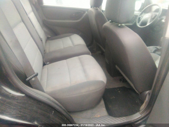 2005 FORD ESCAPE XLS VIN: 1FMYU92Z05KA22756