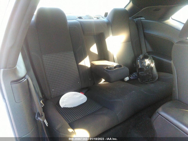 2016 Dodge Challenger, VIN: 2C3CDZAG0GH209637