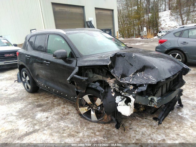 2019 Volvo XC40, VIN: YV4162XZ9K2013790