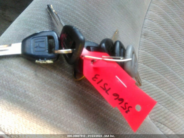 1998 HONDA ACCORD SDN LX VIN: 1HGCG5648WA232298