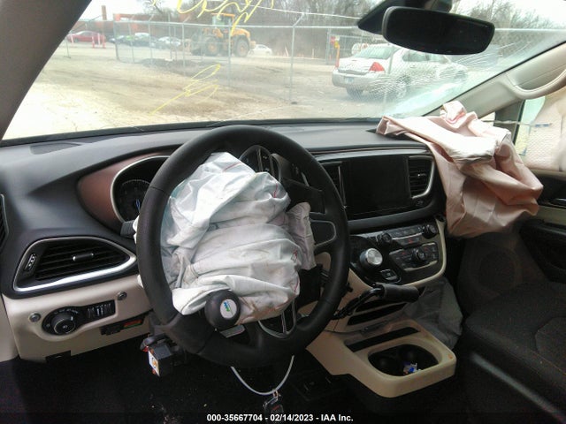 Chrysler Pacifica Touring Plus 2019 2C4RC1FG3KR667050 Image 5