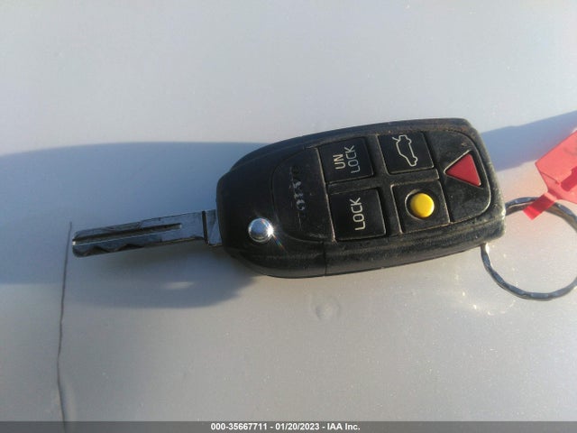 Volvo S60 2005 YV1RS547652467645 Image 3