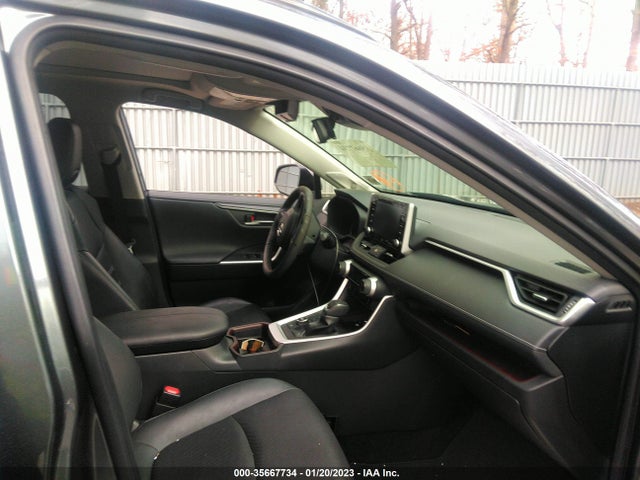 2019 Toyota RAV4, VIN: JTMDWRFV2KD508859