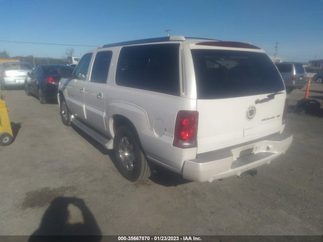 Cadillac ESCALADE ESV 2005 3GYFK66NX5G182099 Image 4