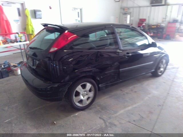 2003 FORD FOCUS ZX3 VIN: 3FAFP313X3R137313