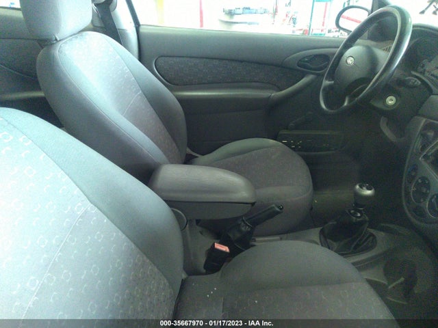 2003 FORD FOCUS ZX3 VIN: 3FAFP313X3R137313
