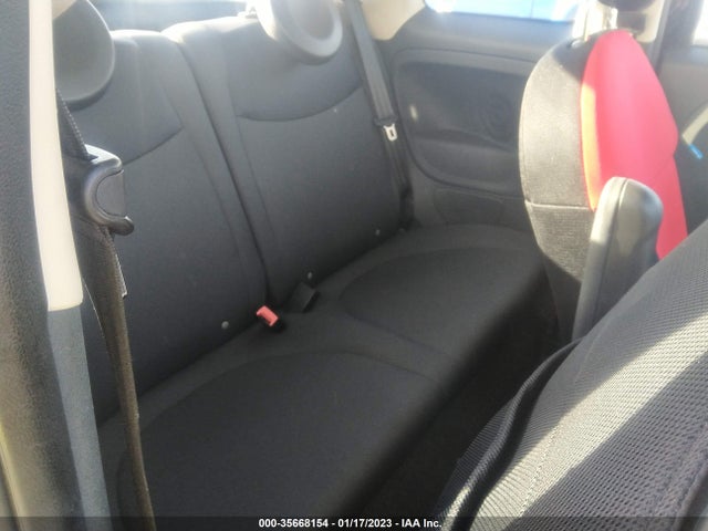 2014 Fiat 500, VIN: 3C3CFFAR9ET264280