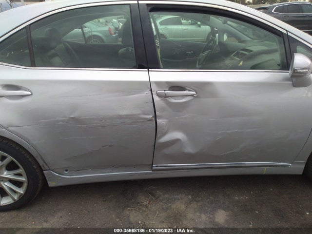 Lexus HS 250H 2010 JTHBB1BA8A2011508 Image 8
