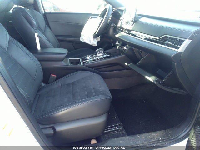 JA4J3UA89NZ078667 Mitsubishi Outlander Se