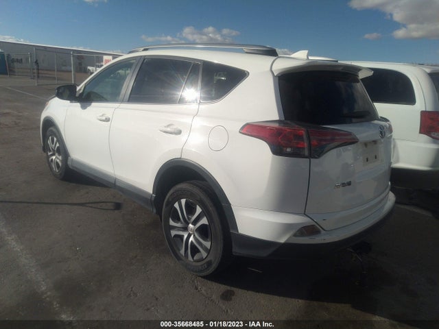 Toyota RAV4 LE 2017 JTMZFREV0HJ141056 Image 3