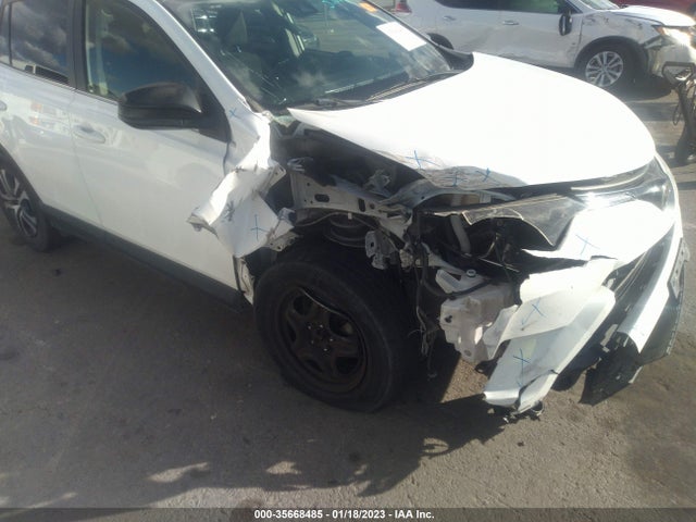 Toyota RAV4 LE 2017 JTMZFREV0HJ141056 Image 6