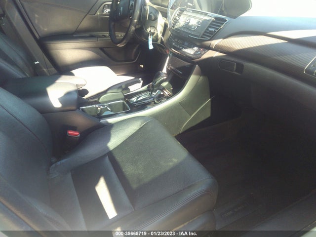 2017 HONDA ACCORD SEDAN SPORT SE VIN: 1HGCR2F18HA262385