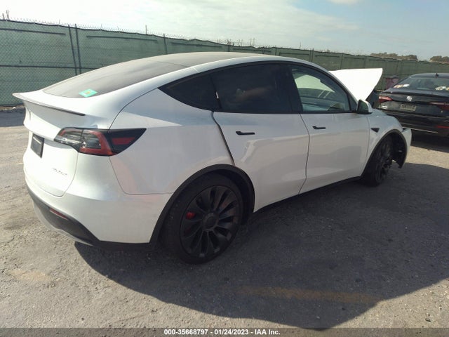 2021 Tesla Model Y, VIN: 5YJYGDEF9MF257183