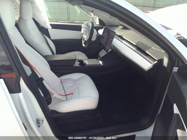2021 Tesla Model Y, VIN: 5YJYGDEF9MF257183