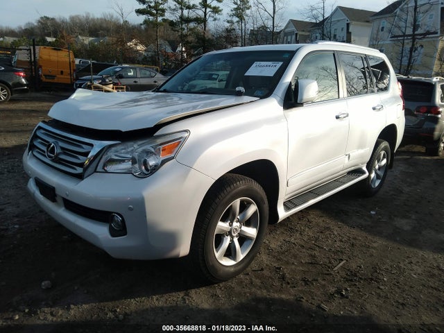 Lexus GX 460 2013 JTJBM7FX2D5057638 Image 2