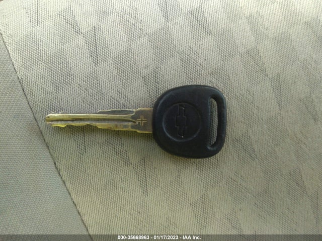 2005 CHEVROLET MALIBU BASE VIN: 1G1ZS52F05F120099
