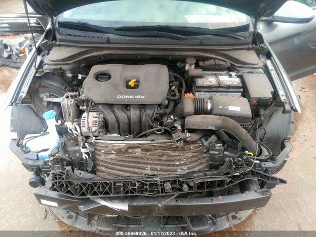 Hyundai ELANTRA SEL 2018 5NPD84LF4JH254512 Image 10