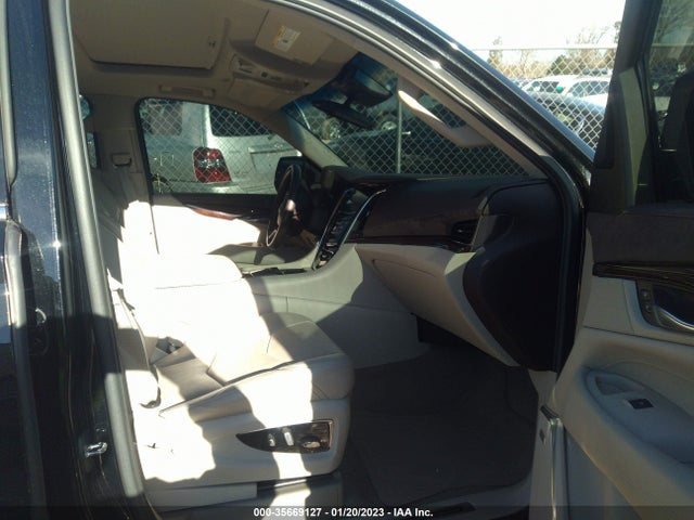 2015 Cadillac Escalade, VIN: 1GYS4NKJ7FR522249