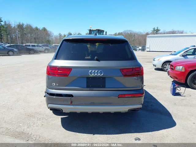 Audi Q7 45 Premium 2019 WA1LHAF77KD037746 Image 17