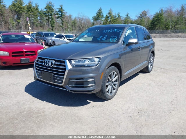 2019 AUDI Q7 WA1LHAF77KD037746 Photo 1
