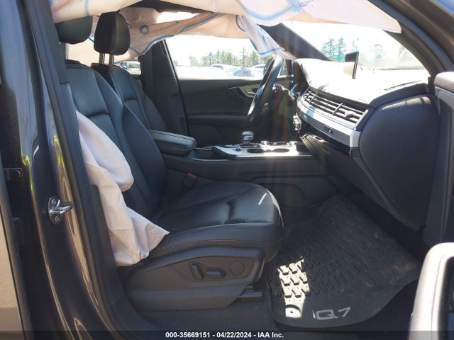 2019 AUDI Q7 WA1LHAF77KD037746 Photo 4