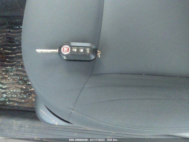3C3CFFAR7DT628842 Fiat 500 POP