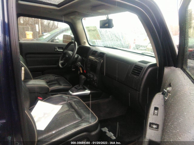 5GTEN43E888194241 Hummer H3 Suv Luxury